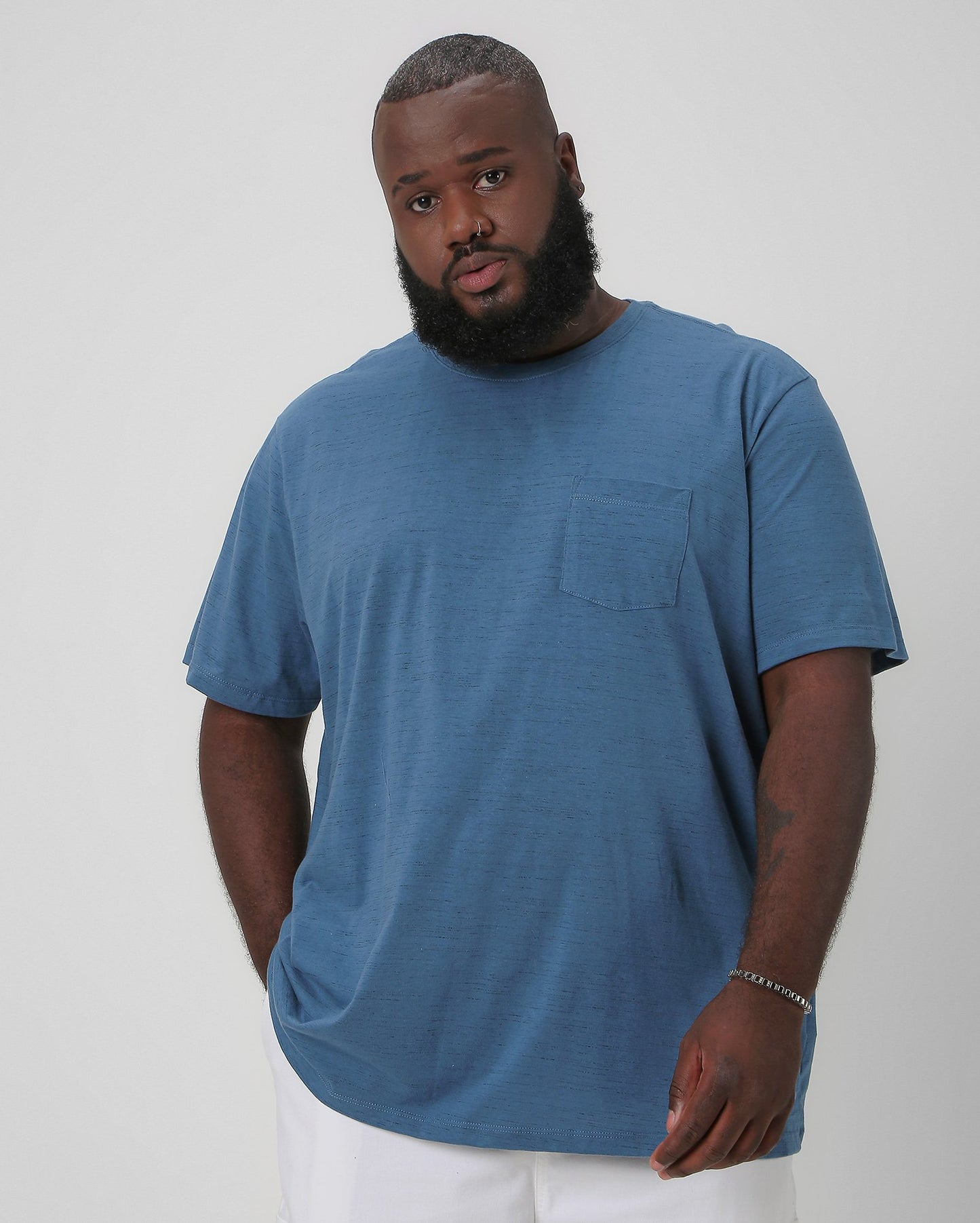 Men's Plus Size Blue T-Shirt with Pocket | Allman by Riachuelo