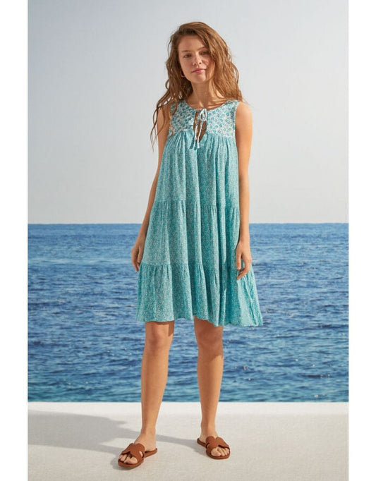 Painéis de vestido com estampa floral