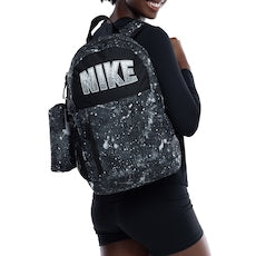Mochila de moda versátil para cualquier ocasión