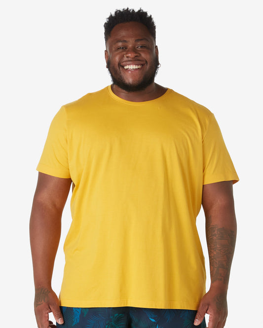 Plus Size Short Sleeve Crew Neck T-Shirt in Yellow by Allman for Riachuelo