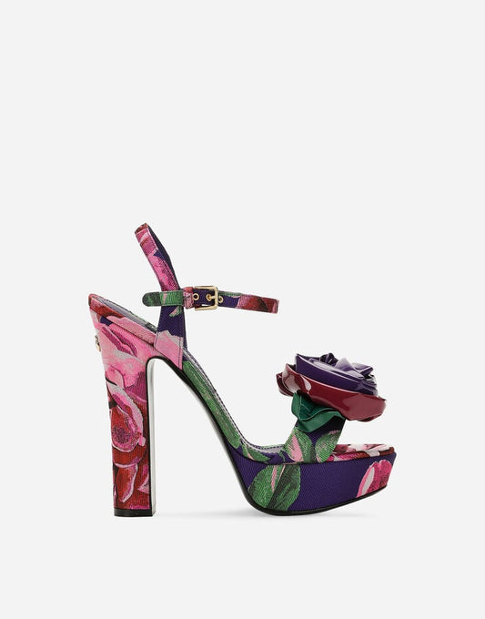 Sandali con plateau in jacquard