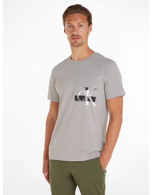Camiseta com logotipo CK Glitched da Calvin Klein Jeans