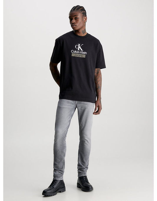 Camiseta Stacked Archival
