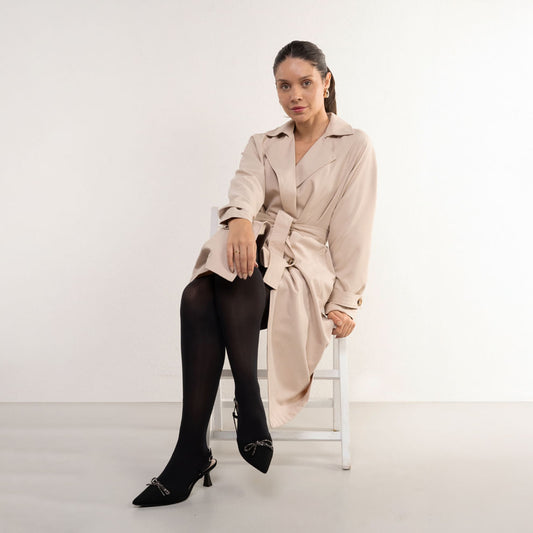 Sapatos femininos de bico fino com laço brilhante da Bebece
