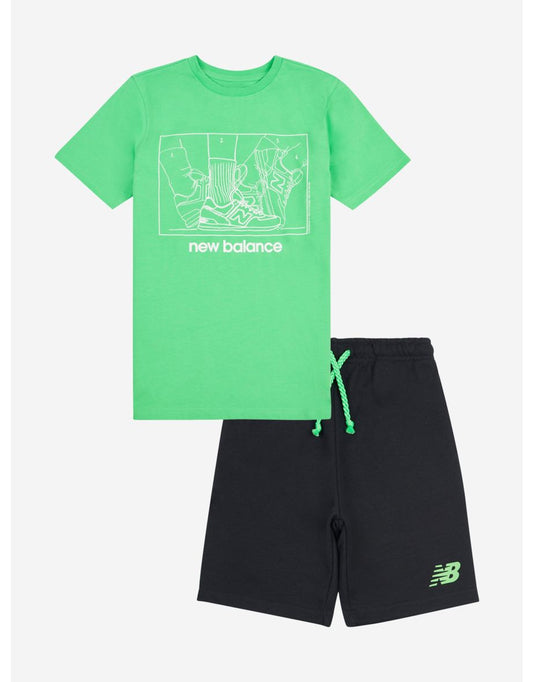 Conjunto de camiseta gráfica y pantalón corto New Balance "In The Motion" para chico, en verde