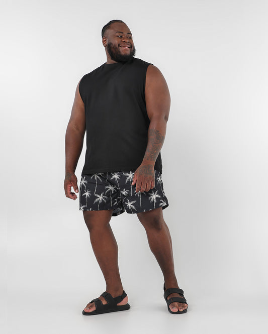 Bermudas masculinas plus size pretas com padrão de palmeira | Original Plus by Riachuelo