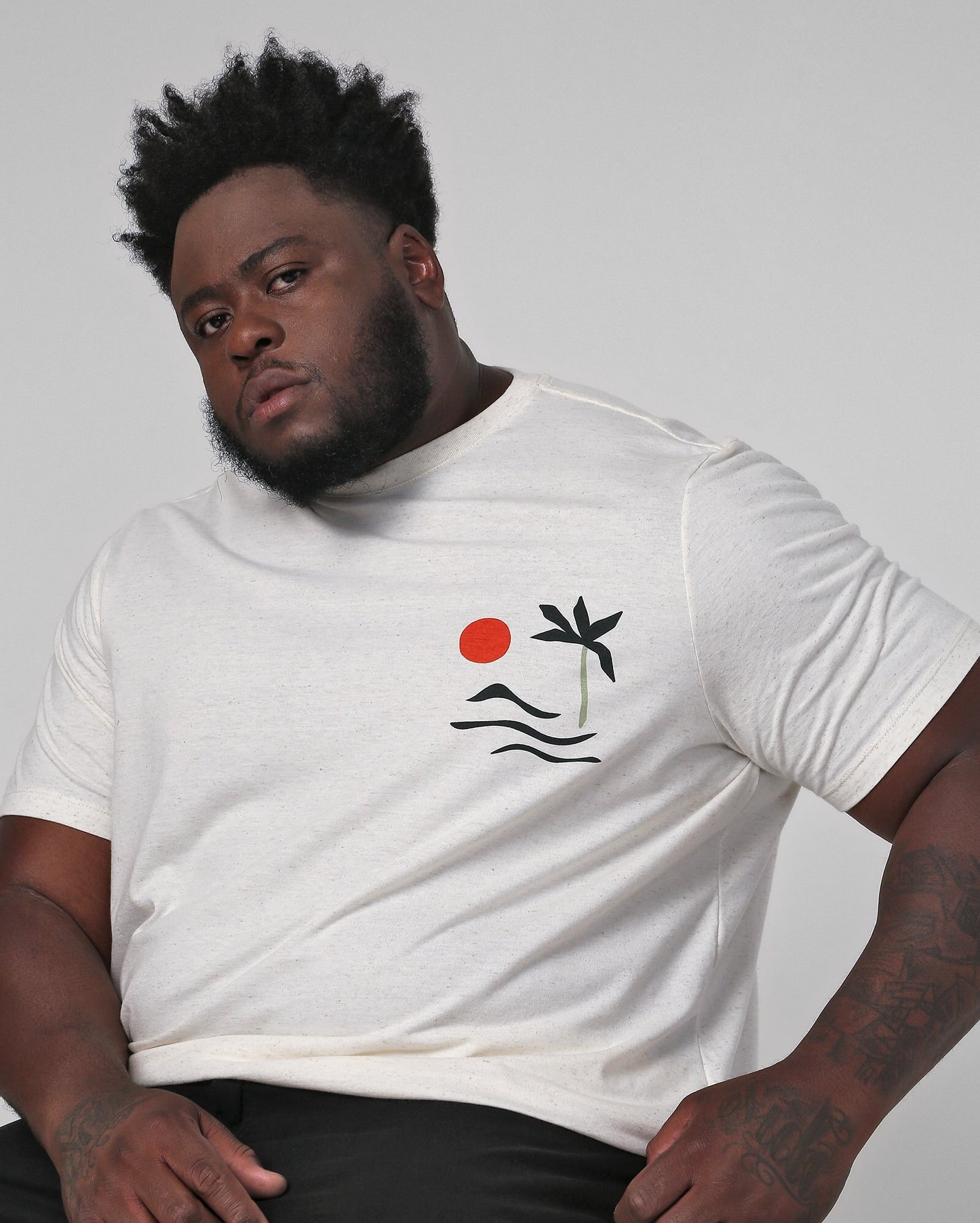 Men's Plus Size Palm Tree and Sun Beige T-Shirt | Allman by Riachuelo
