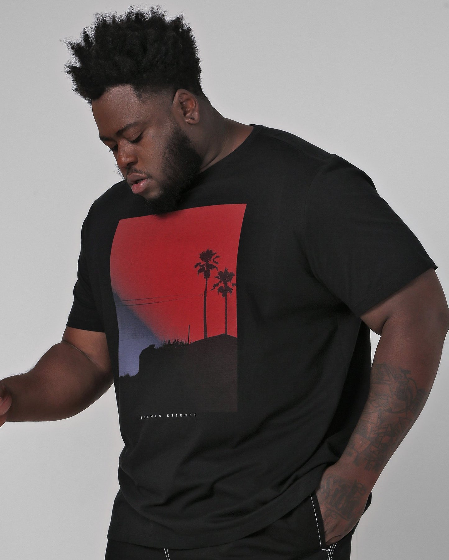 Camiseta masculina plus size preta com estampa de paisagem Allman By Riachuelo