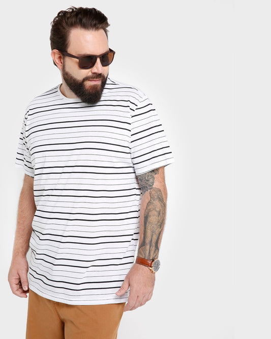 Maglietta a righe per taglie forti
