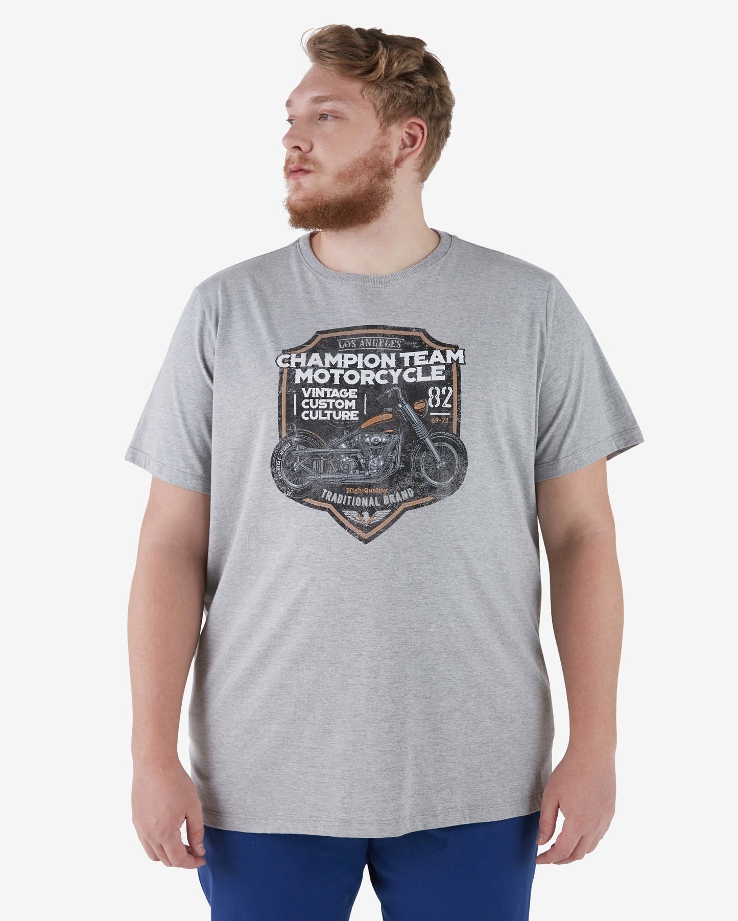 Camiseta Plus Size de manga curta para motociclistas em cinza-acinzentado