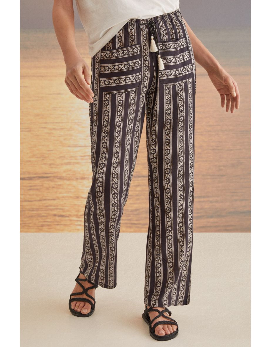 Pantaloni lunghi con stampa a righe