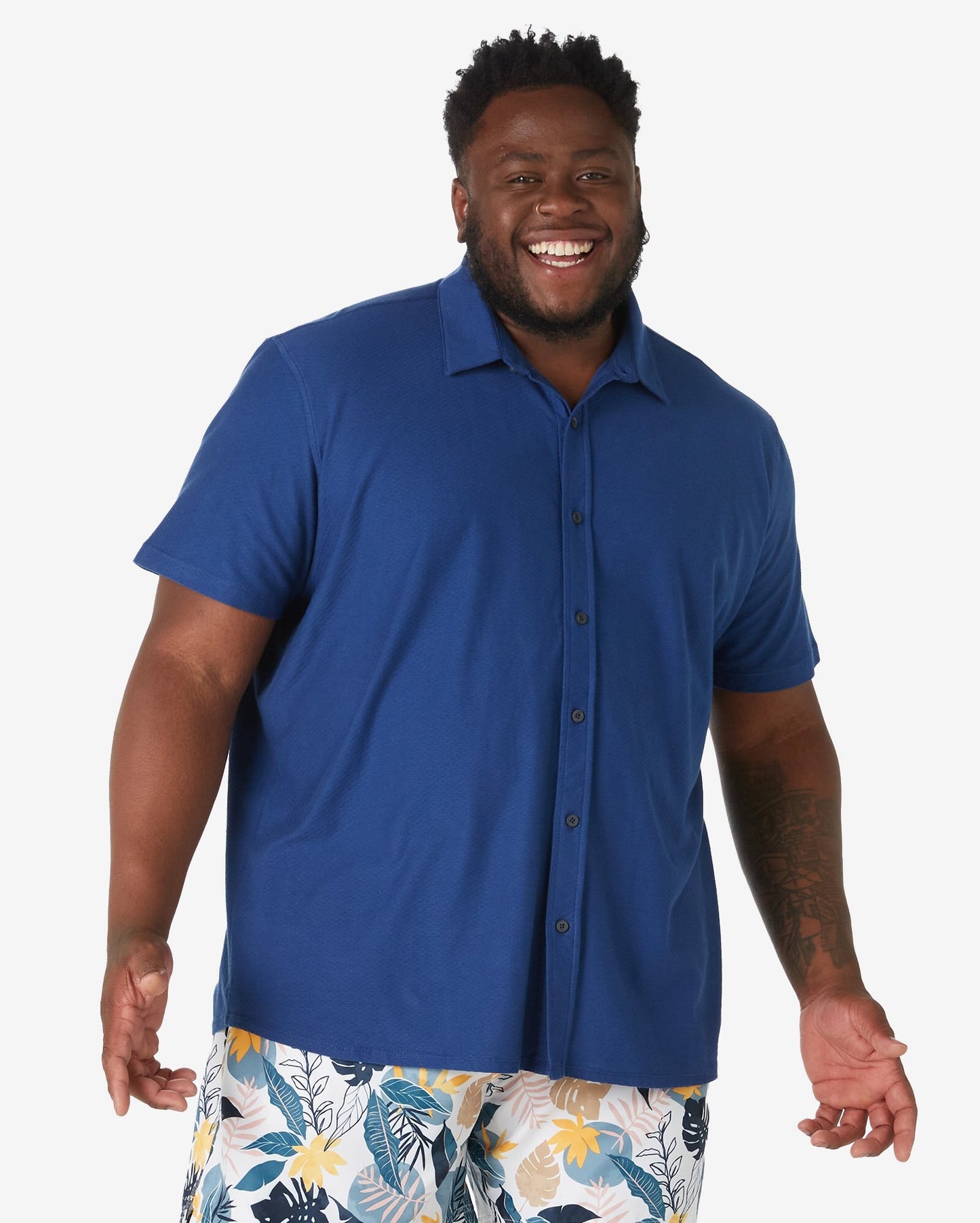 Camisa Masculina Plus Size de Manga Curta com Textura Azul Royal by Allman for Riachuelo