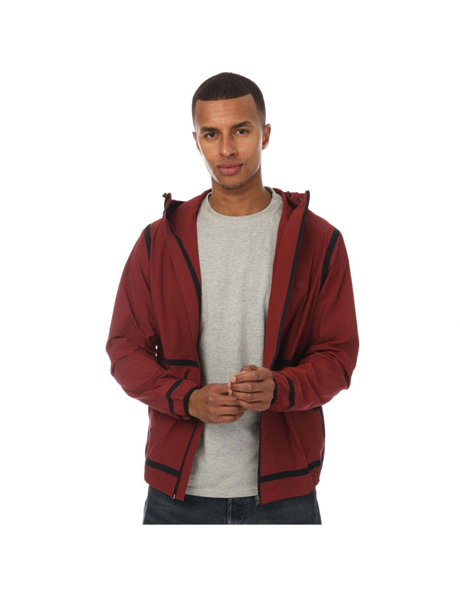 Chaqueta ligera con cremallera y capucha roja Lacoste con letras para hombre