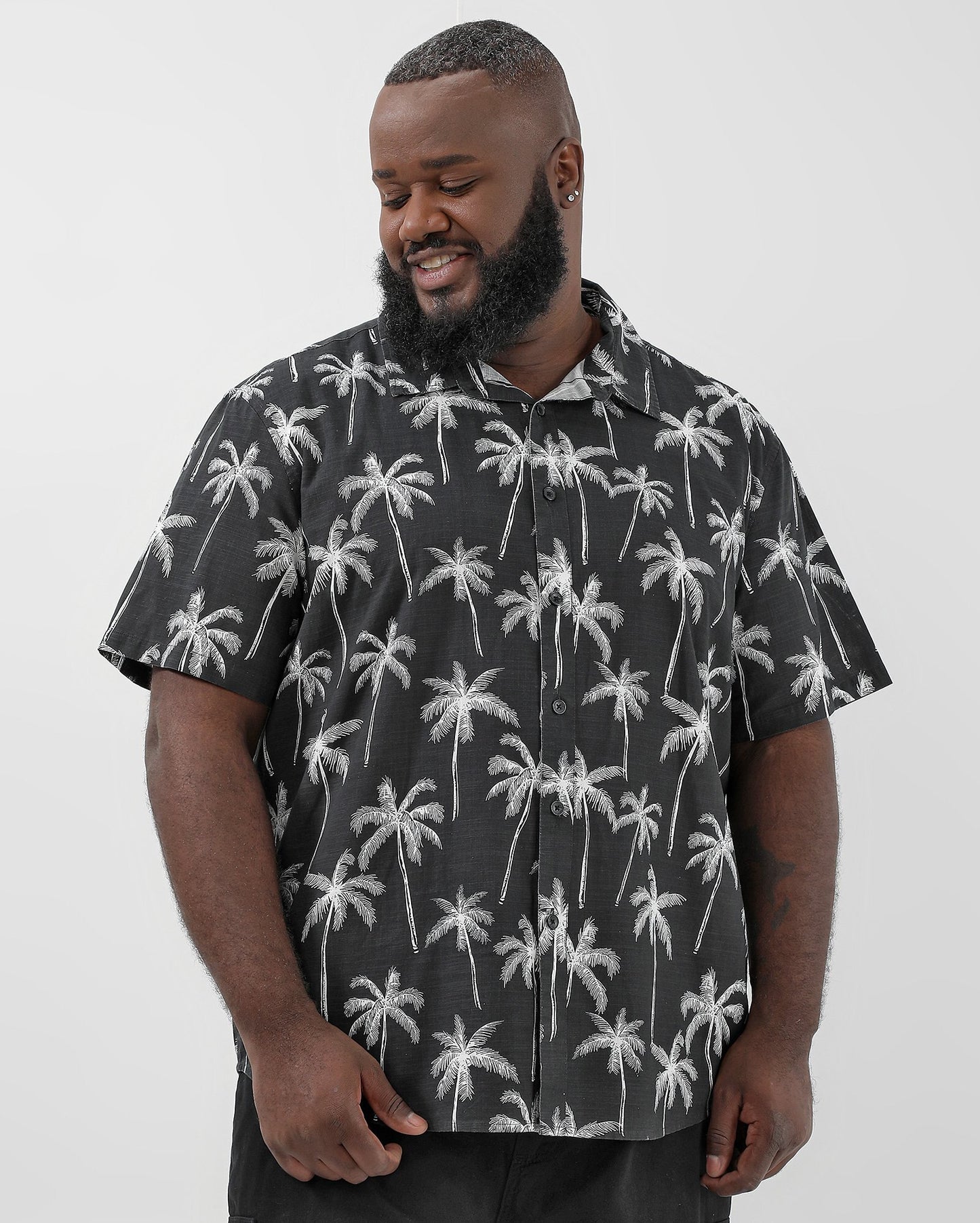 Camisa masculina plus size preta de algodão Palm Tree | Original Plus da Riachuelo