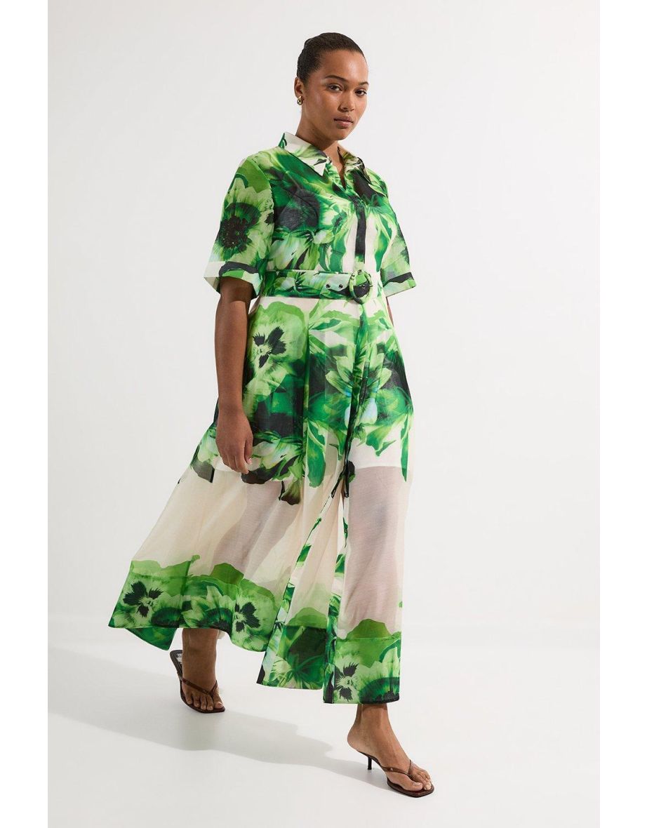Vestido com camisa de tecido de organza floral plus size