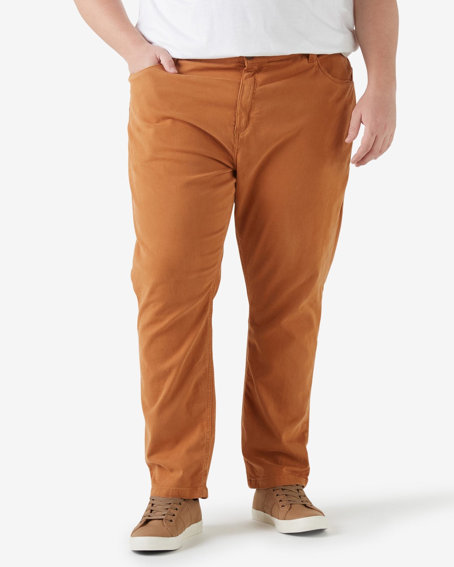 Jeans uomo taglie forti elasticizzati in vita color cammello marrone