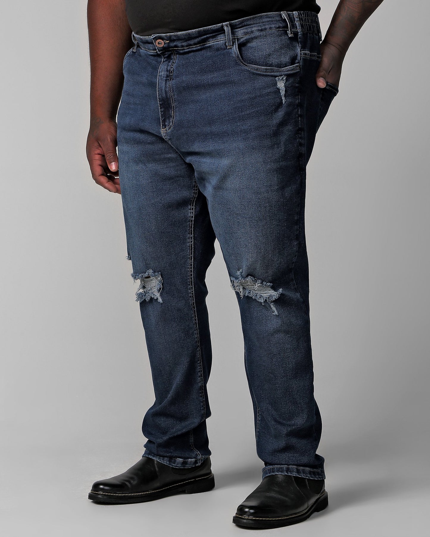 Calça jeans masculina Plus Size Slim Fit Distressed Dark Denim da Allman para Riachuelo