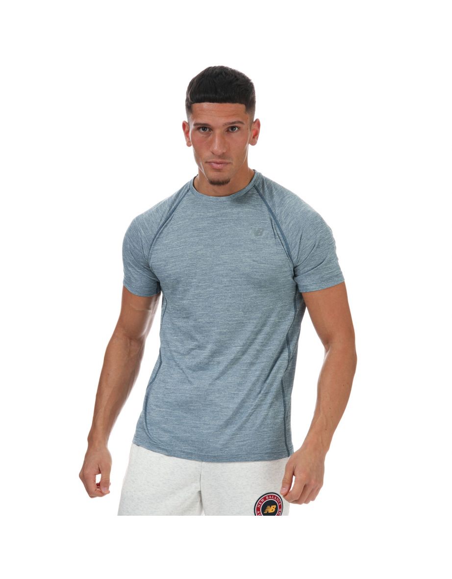 Camiseta masculina New Balance Tenacity cinza