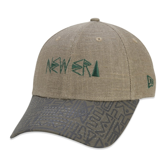 Gorra Exclusiva New Era - 9FORTY Snapback Borde Curvo Garabatos Primitivos Nueva Edición Maia