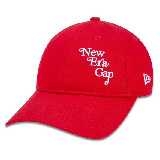 Berretto esclusivo New Era - Donna 9TWENTY Strapback a tesa curva Edizione Rossa