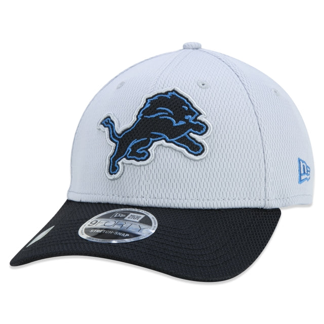 Boné exclusivo New Era - 9FORTY Detroit Lions Sideline Cold Weather Curved Brim Green Edition