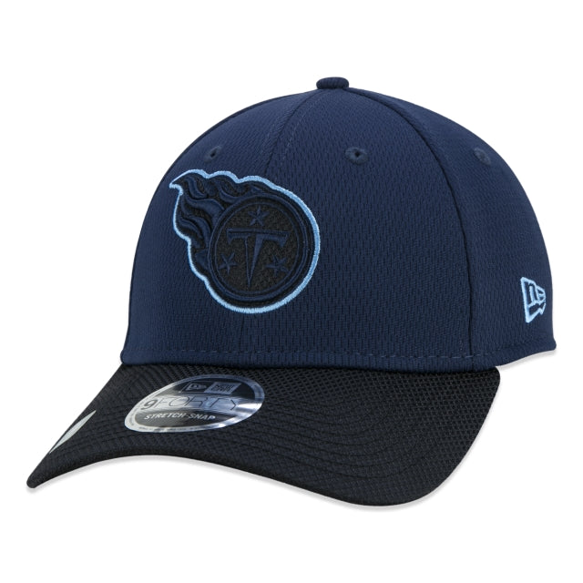 Cappello esclusivo New Era - 9FORTY Stretch Snap Tennessee Titans Sideline Edizione Blu Tempo Freddo