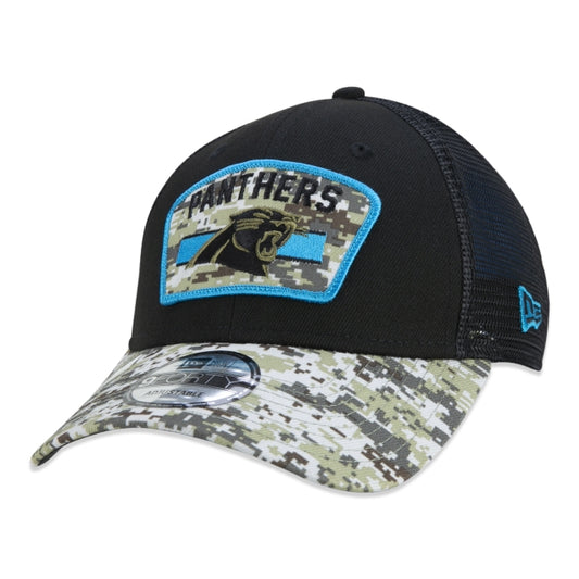 Cappello esclusivo New Era - 9FORTY Trucker Carolina Panthers Salute To Service NFL Snapback a tesa curva Edizione nera