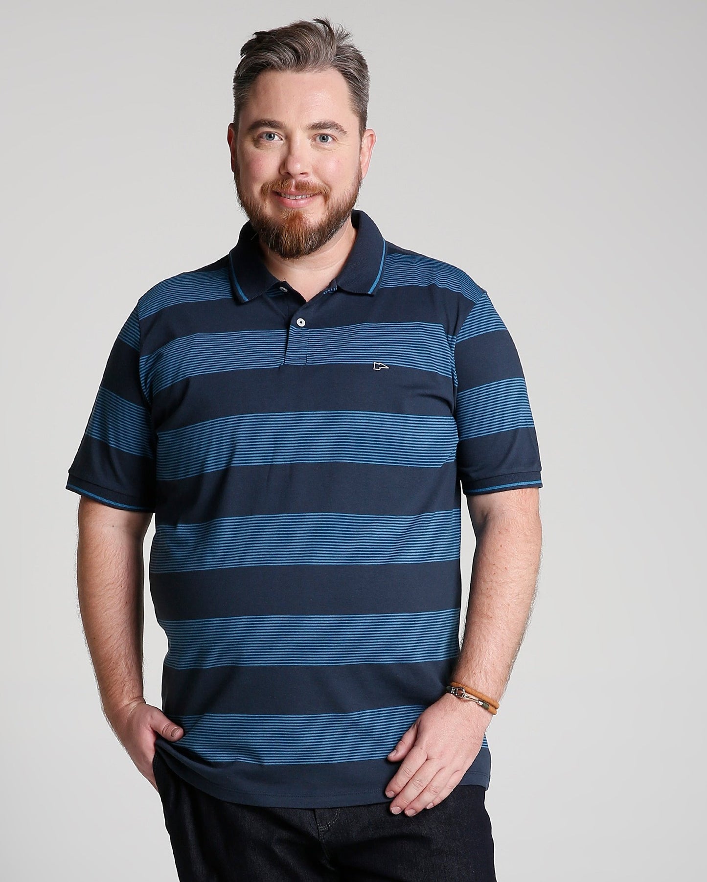 Camisa polo listrada plus size - Azul
